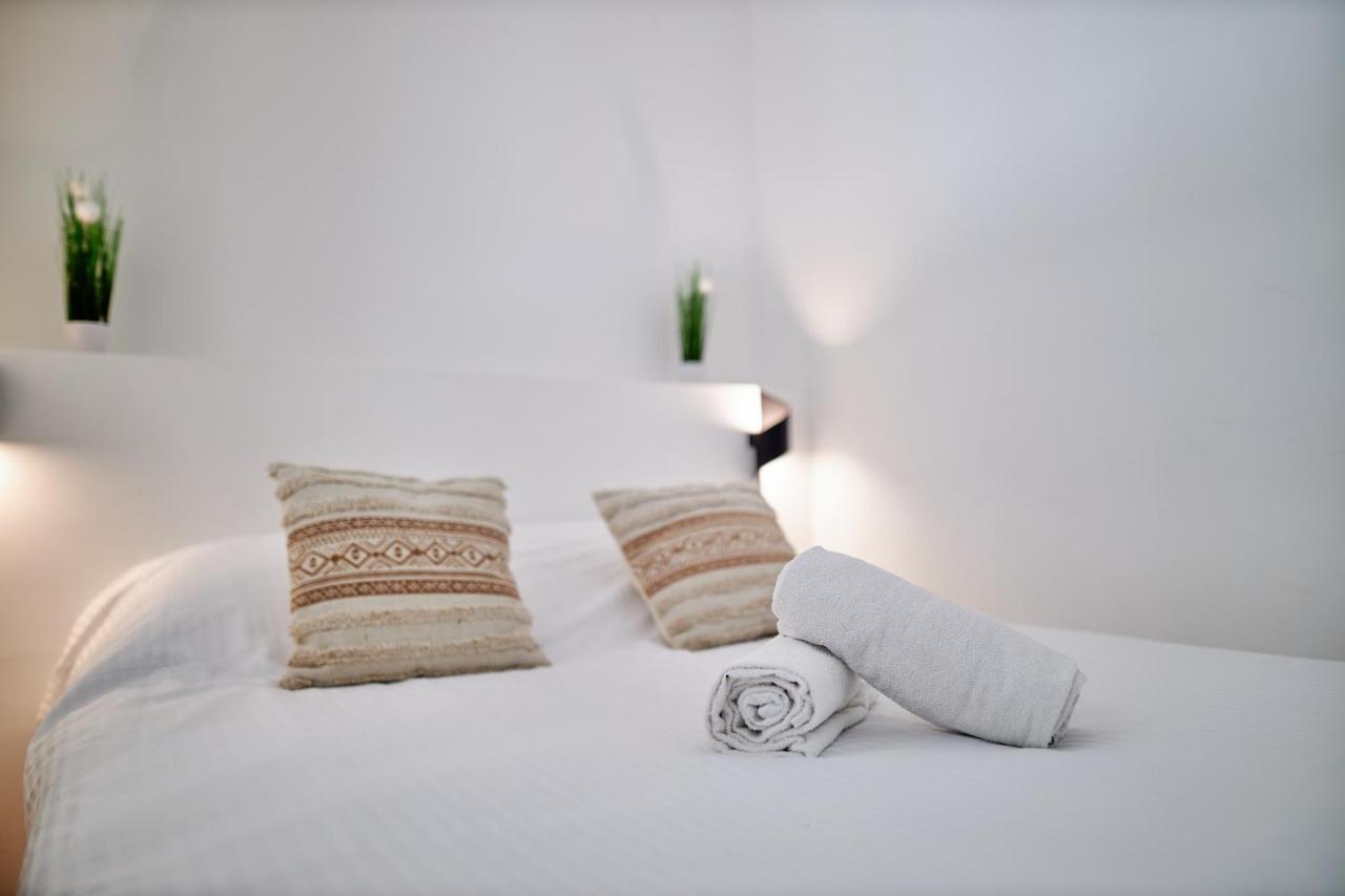 Le Colonel - Terrasse Parking Gratuit Apartment Reims Exterior photo